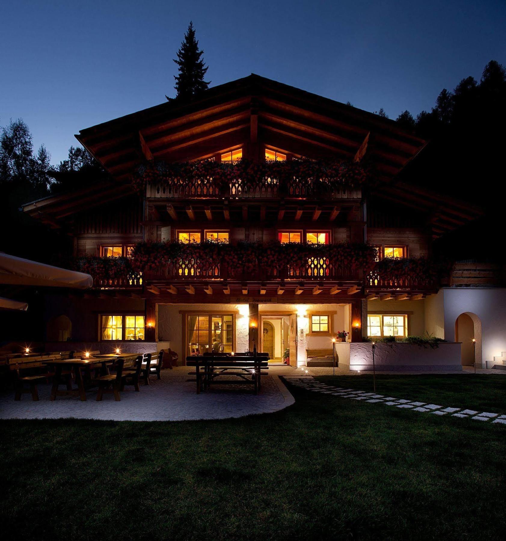 Fogajard Lovely Chalet Madonna エクステリア 写真